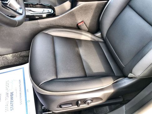 New 2026 Chevrolet Trax ACTIV w/ Sunroof Package image 12