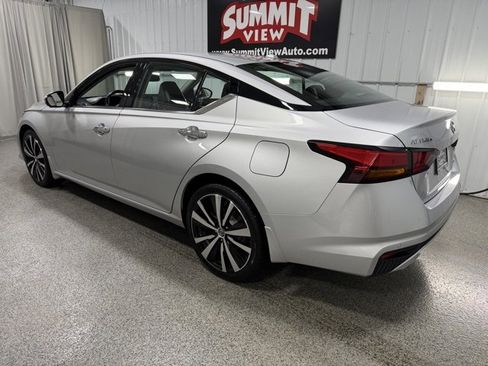 Used 2019 Nissan Altima 2.5 Platinum image 6