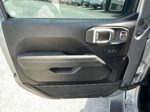 Used 2020 Jeep Gladiator Rubicon AWD/4WD image 17