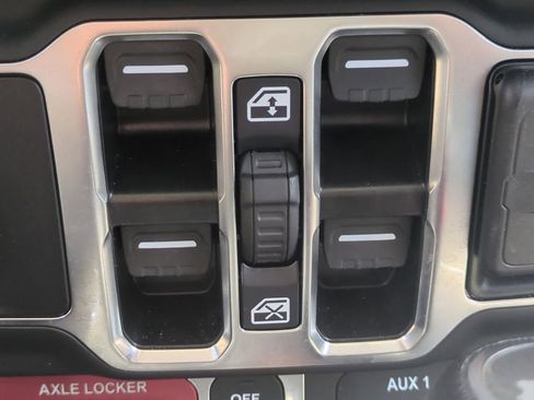 Used 2025 Jeep Wrangler Unlimited Sport S 4xe image 24