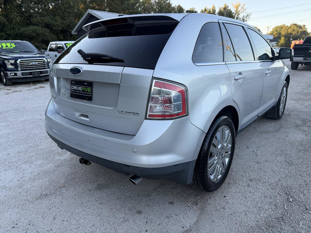 Used 2010 Ford Edge Limited FWD image 5