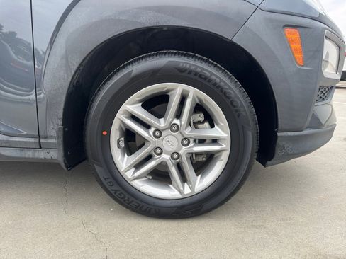 Used 2018 Hyundai Kona SE image 29