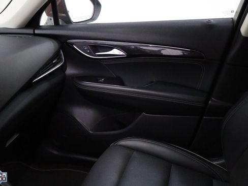 Used 2023 Buick Envision Essence image 22