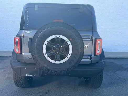 New 2026 Ford Bronco Badlands image 3