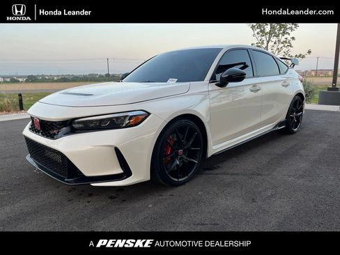 Used 2025 Honda Civic Type R image 1