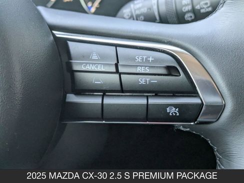 Used 2025 MAZDA CX-30 AWD 2.5 S w/ Premium Package image 22