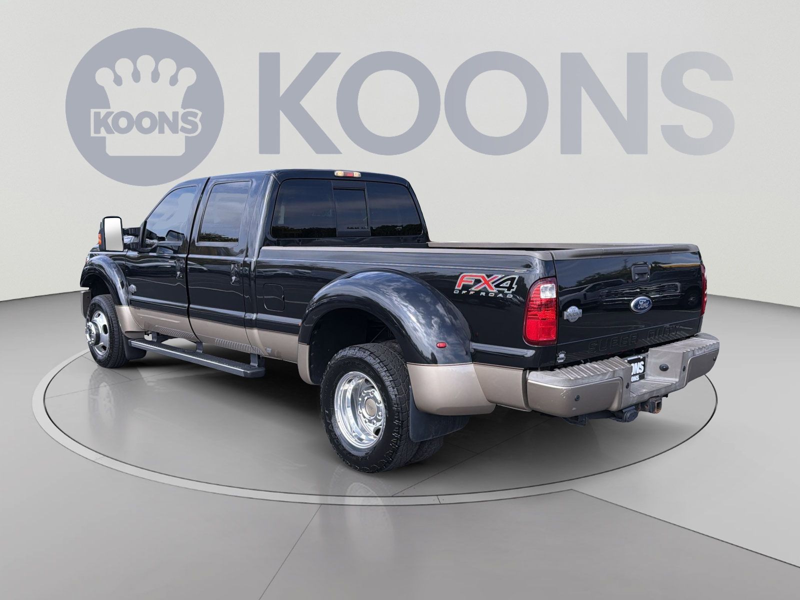 Used 2012 Ford F450 King Ranch w/ King Ranch w/Chrome Pkg AWD/4WD image 4