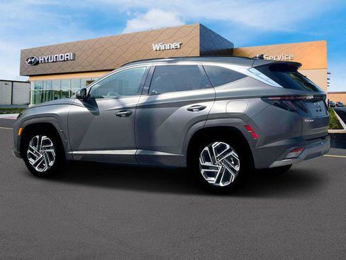 New 2025 Hyundai Tucson Limited image 4