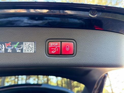 New 2026 Mercedes-Benz GLC 300 GLC 300 image 17