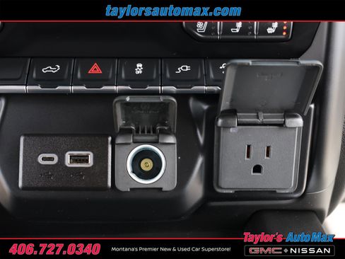 Used 2023 GMC Sierra 3500 SLT image 30