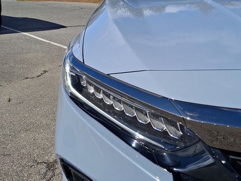 Used 2021 Honda Accord Sport Special Edition image 9