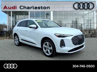 Certified 2025 Audi Q5 Premium w/ Premium Plus AWD/4WD video 1