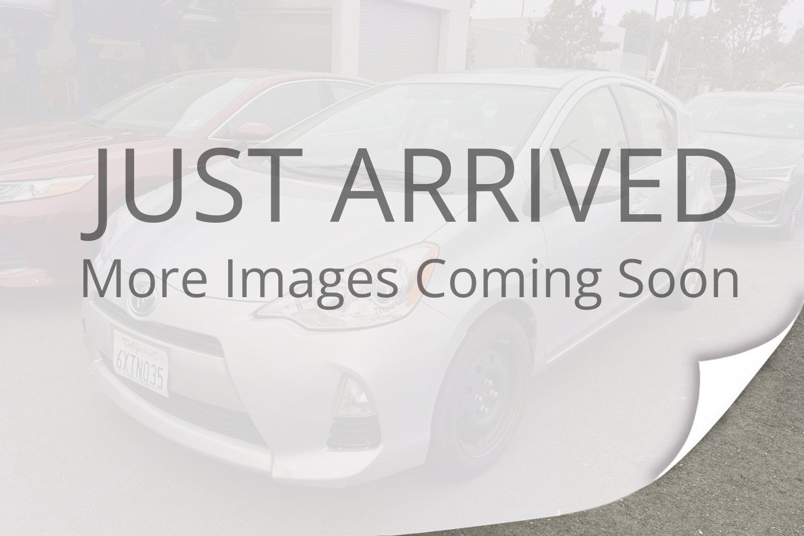 Used 2012 Toyota Prius C Three FWD image 2
