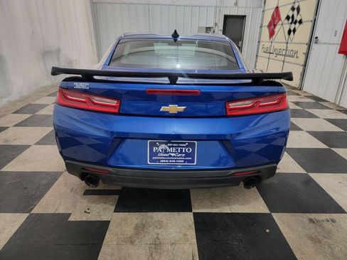 Used 2018 Chevrolet Camaro LT image 7