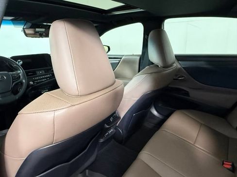 Certified 2024 Lexus ES 350 w/ Premium Package FWD image 25