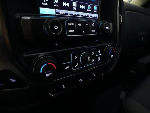 Used 2018 Chevrolet Silverado 1500 LT w/ All Star Edition image 20