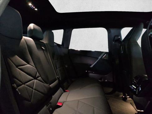 Used 2025 BMW iX M60 image 22