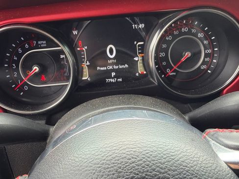 Used 2021 Jeep Gladiator Rubicon AWD/4WD image 13