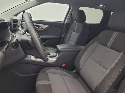 Used 2024 Chevrolet Blazer LT w/ Convenience Package FWD image 17