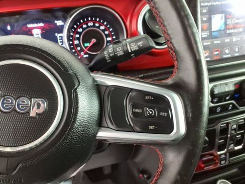 Used 2021 Jeep Wrangler Unlimited Rubicon AWD/4WD image 18