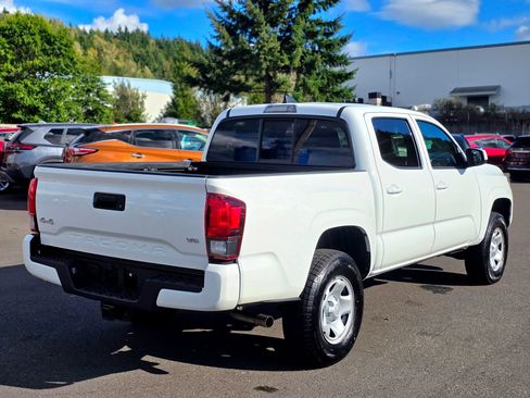 Used 2023 Toyota Tacoma SR AWD/4WD image 13