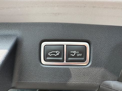 Used 2025 Kia Sorento SX Prestige AWD/4WD image 13