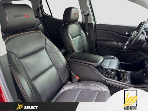 Used 2021 GMC Acadia AT4 w/ Technology Package AWD/4WD image 34