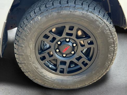 Used 2016 Toyota 4Runner TRD Pro AWD/4WD image 30