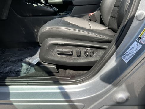 Used 2025 Honda CR-V EX-L image 14