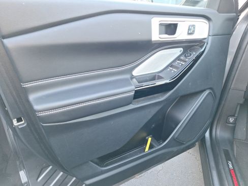 Used 2023 Ford Explorer ST w/ Equipment Group 401A image 8