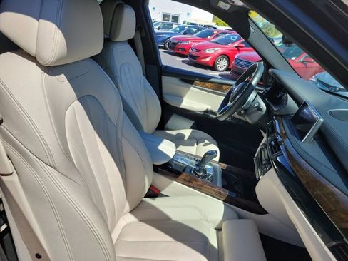 Used 2016 BMW X5 xDrive50i image 6