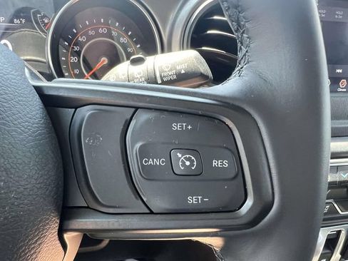 Used 2022 Jeep Wrangler Sport AWD/4WD image 21