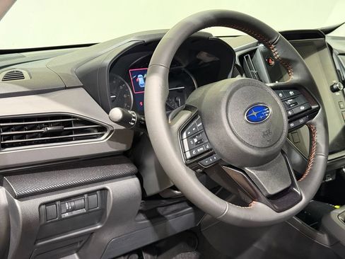 Used 2025 Subaru Crosstrek 2.5i Limited w/ Crosstrek Mirror Package AWD/4WD image 17