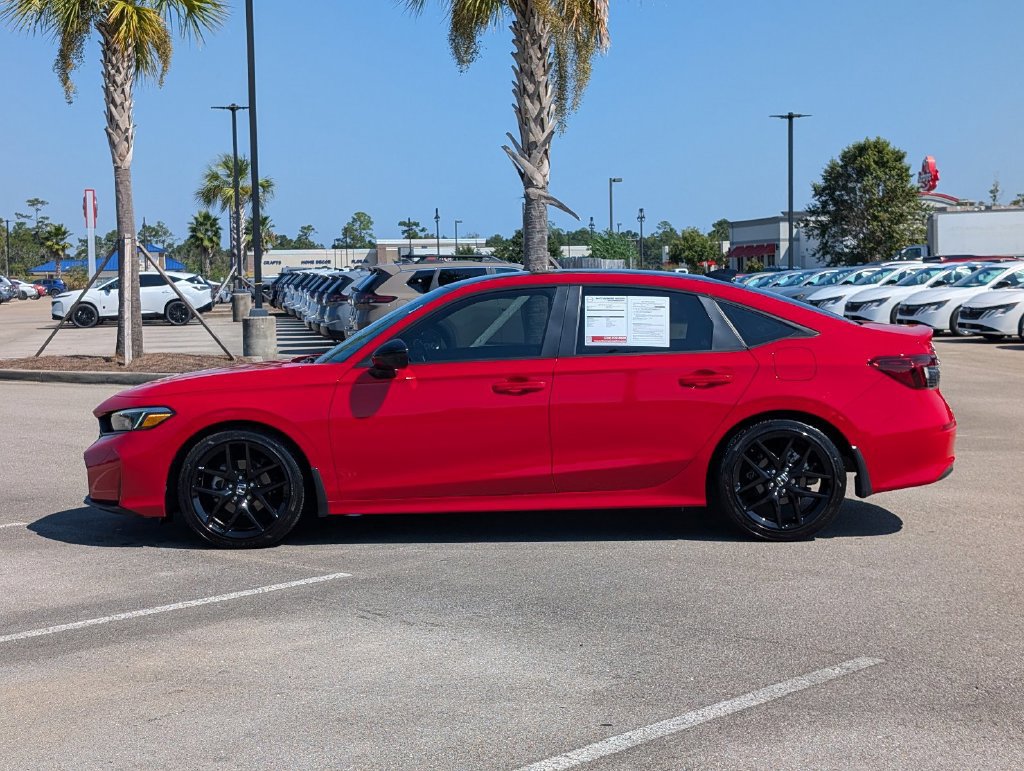 Used 2025 Honda Civic Sport image 2