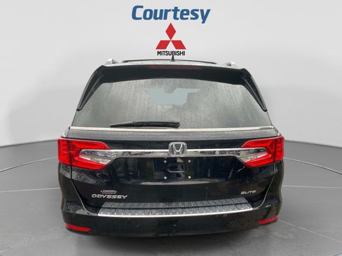 Used 2019 Honda Odyssey Elite image 4