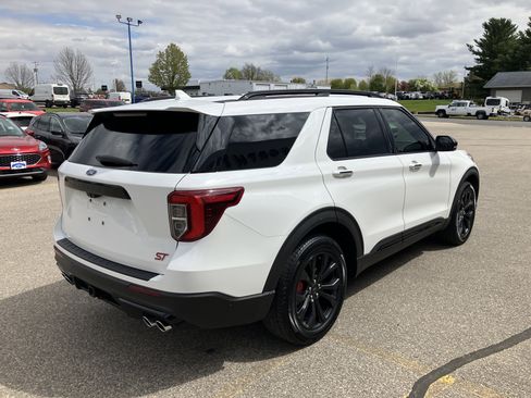 Used 2020 Ford Explorer ST w/ Premium Technology Package AWD/4WD image 6