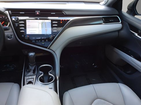 Used 2018 Toyota Camry XSE w/ Driver Assist Package FWD image 20