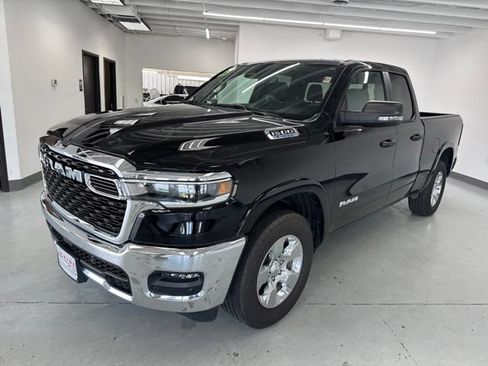 Used 2025 RAM 1500 Big Horn AWD/4WD image 6