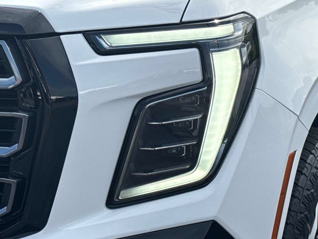 New 2026 GMC Yukon XL AT4 w/ AT4 Premium Plus Package AWD/4WD image 11