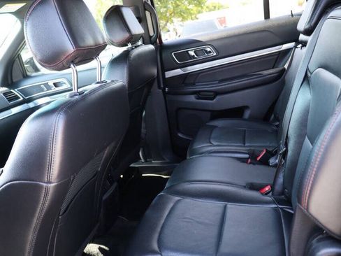 Used 2017 Ford Explorer Sport w/ Equipment Group 401A AWD/4WD image 18