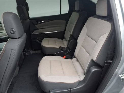 Used 2026 Chevrolet Traverse LT w/ Driver Confidence Package FWD image 27