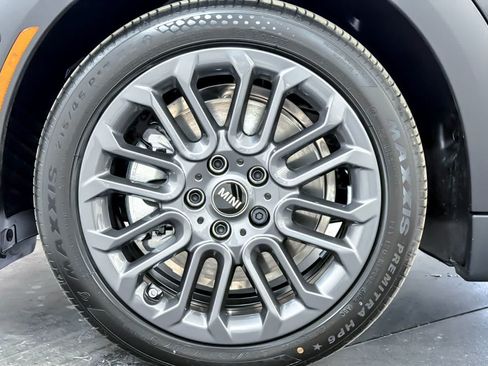 New 2026 MINI Cooper 2-Door Hardtop FWD image 25