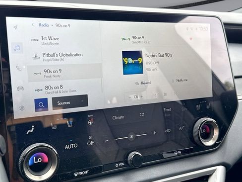 Used 2025 Lexus RX 350 Premium w/ Accessory Package (Z1) FWD image 23