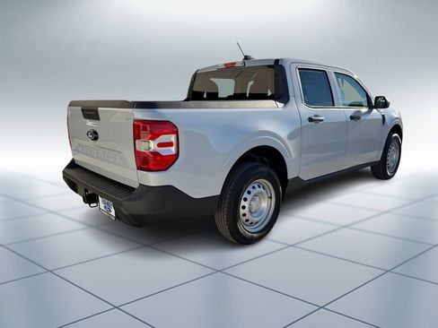 New 2026 Ford Maverick XL image 3