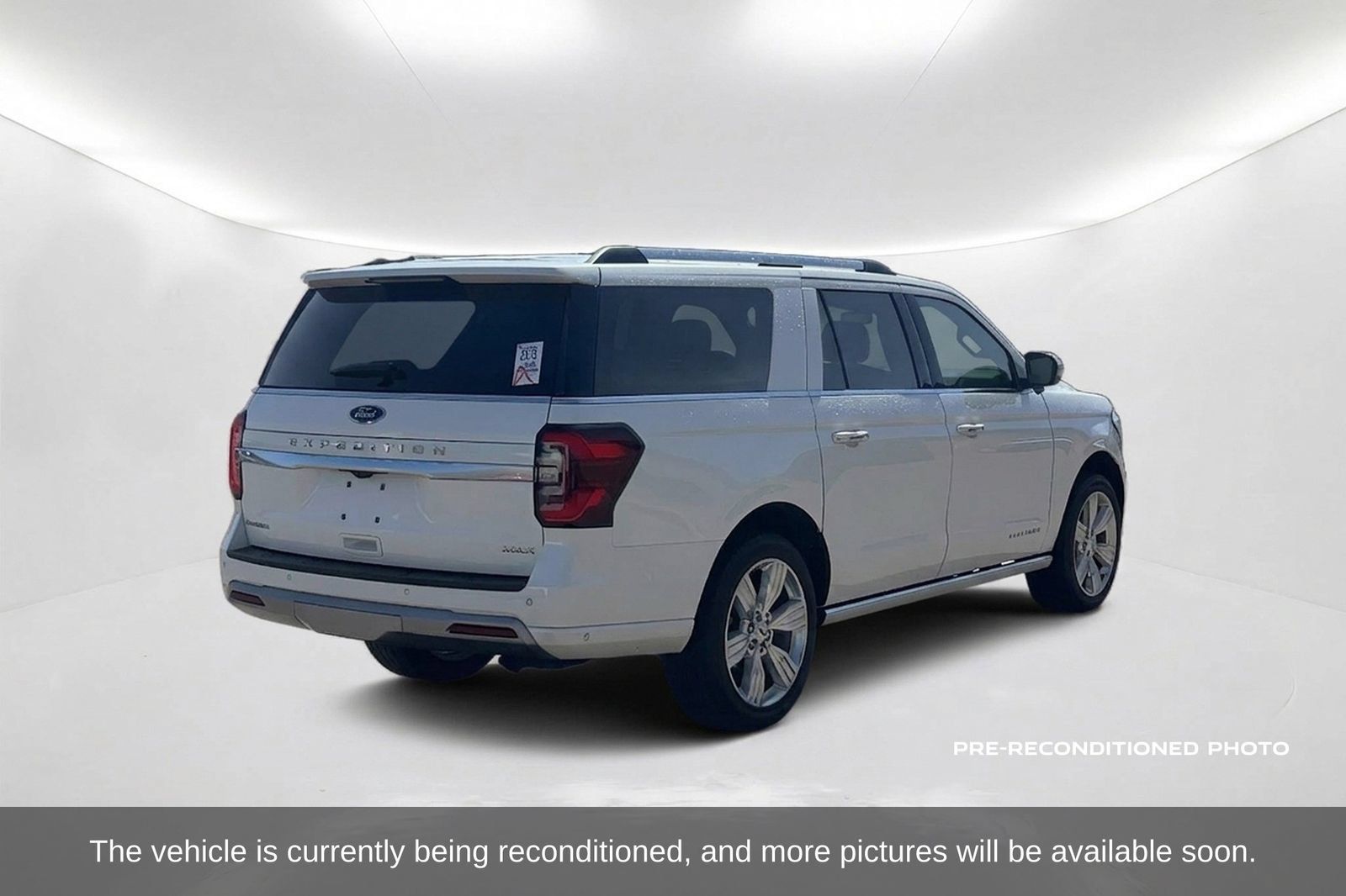 Used 2024 Ford Expedition Max Platinum AWD/4WD image 6