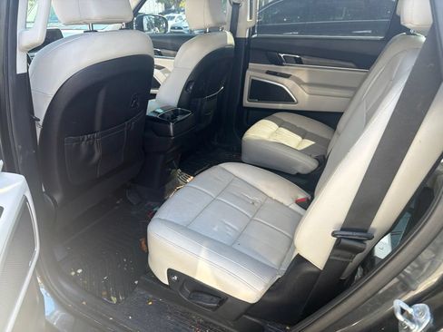 Used 2021 Kia Telluride EX w/ EX Premium Package AWD/4WD image 11