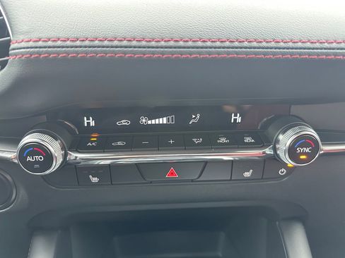 New 2026 MAZDA MAZDA3 Carbon image 16