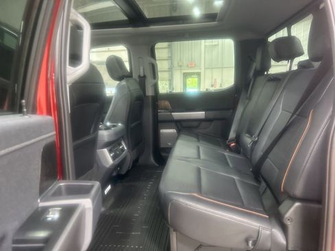 New 2026 Ford F350 Lariat w/ FX4 Off-Road Package image 30