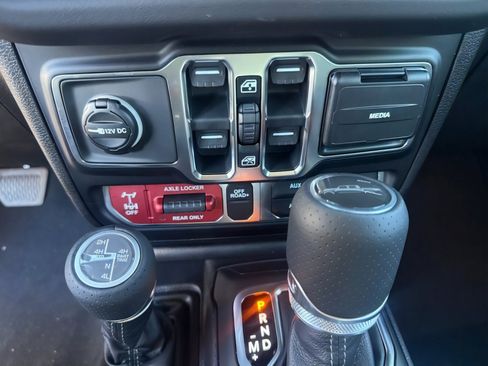 New 2026 Jeep Gladiator Mojave image 20