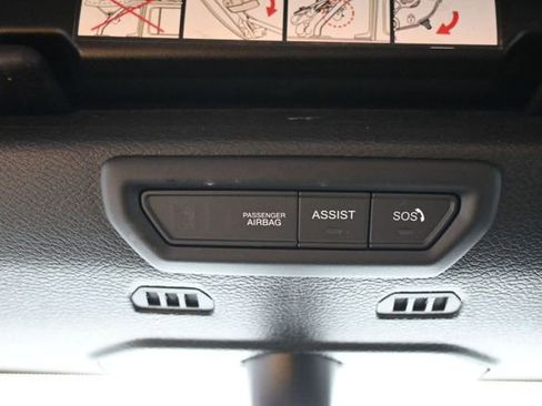 Used 2023 Jeep Wrangler Unlimited Sahara w/ Cold Weather Group AWD/4WD image 31